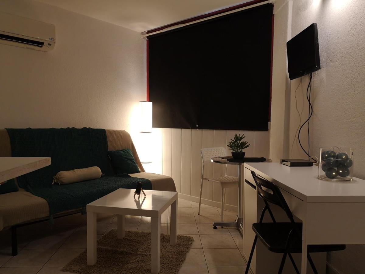 Studio A 15 Minutes Des Plages La Valette-du-Var Bagian luar foto